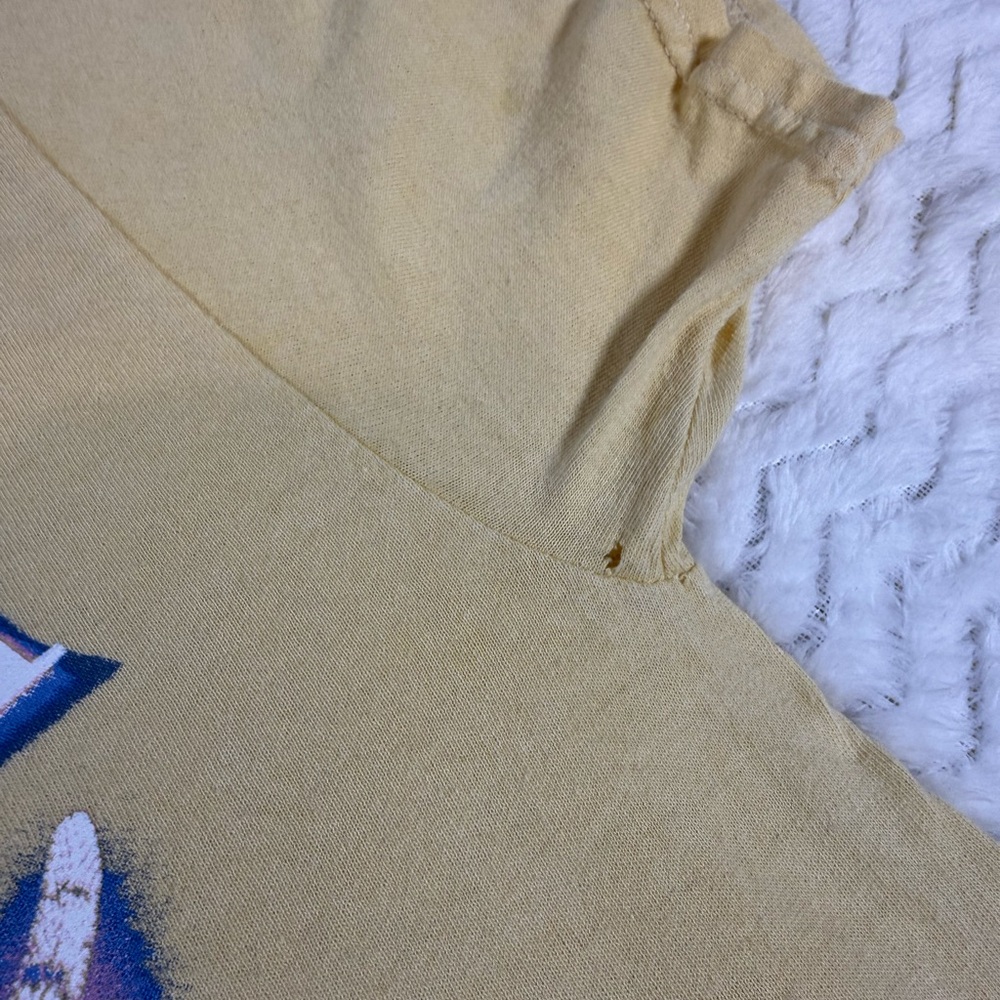 NIRVANA Yellow Smiley Face Tee - Picture 5 of 6